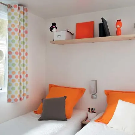 Vacancesocamping Les Viviers Kemping 4*